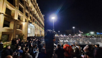 Gürcistan'da protestocular hükümet yönetimine yürüdü, bazıları gözaltına alındı ​​- VİDEO - GÜNCELLEME