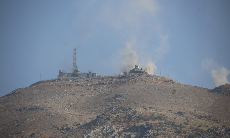 "Hizbullah" Golan Tepeleri'ne onlarca roket fırlattı