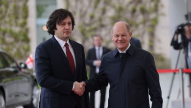 Irakli Kobakhidze Olaf Scholz ile görüştü