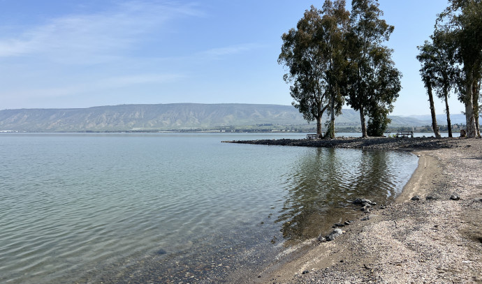 Kinneret plajları su seviyesinin oldukça yüksek olmasıyla Salı günü açılacak - İsrail Kültürü