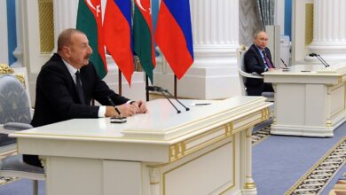 Azerbaycan-Batı ilişkileri: "Aliyev'i Putin'den ayırmaya çalışıyorlar ama..."