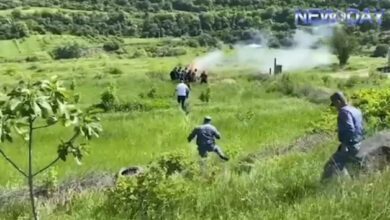 Ermeniler Gazah'ta köylerini terk ederken binaları yakıyorlar - VİDEO