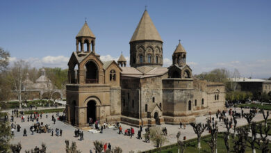 Ermenistan'da kilise mülklerinin vergilendirilmesine ilişkin yasa tasarısı hazırlanıyor