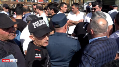 Ermenistan'daki sınırlandırma karşıtları Erivan-Armavir yolunu kapattı - VİDEO