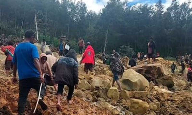 Papua Yeni Gine'de heyelan sonucu 670 kişi hayatını kaybetti