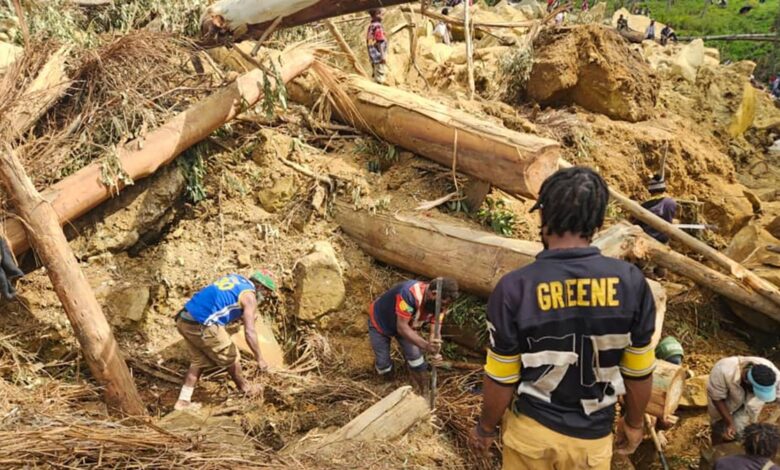 Papua Yeni Gine'deki toprak kaymasında 2 bin kişi öldü