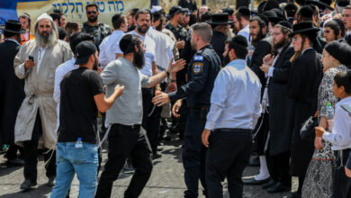 Polis, Meron Dağı'nda güvenlik talimatlarını ihlal eden hacılarla çatıştı - İsrail Haberleri