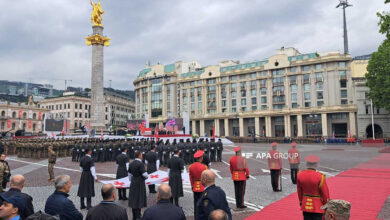 Tiflis'te askeri geçit töreni düzenlendi - FOTOĞRAF