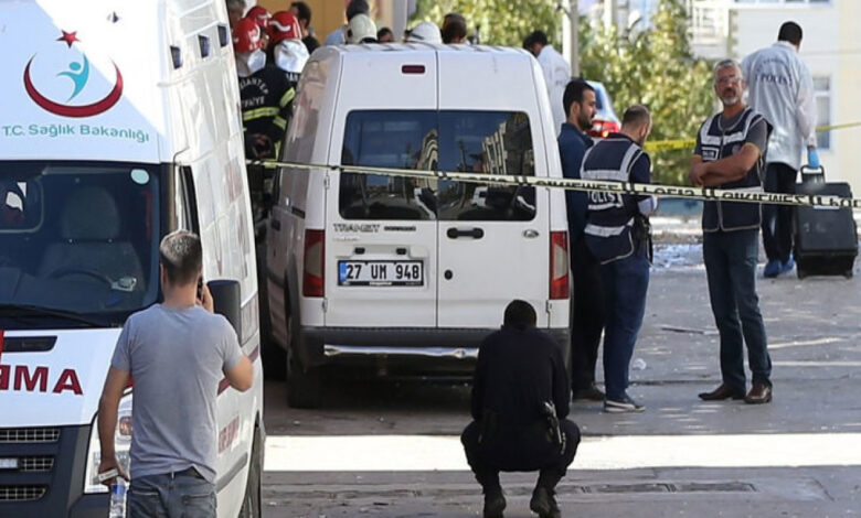 Türkiye'de patlama meydana geldi, 5'i polis 7 kişi yaralandı