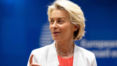 AB ülkelerinin liderleri Ursula von der Leyen'in Avrupa Komisyonu başkanlığını yeniden doğruladı