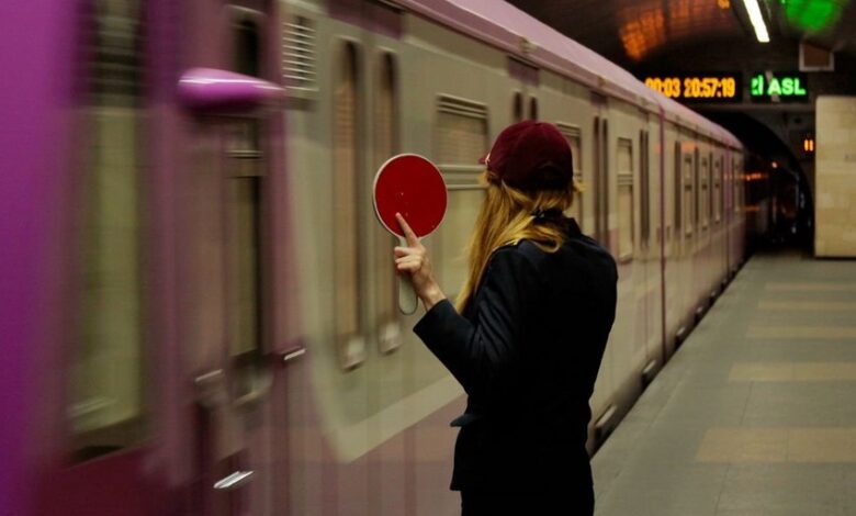 Bakı metrosunda sərnişin öldü