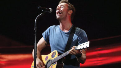 Coldplay solisti Atina konserinde İsrailli çocukla konuşuyor - İsrail Kültürü