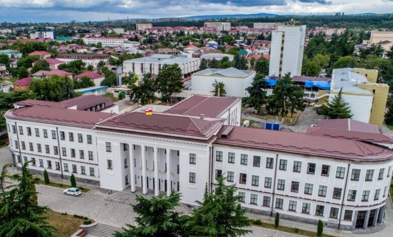 Güney Osetya muhalefeti seçim ihlallerini parlamentoda tartışamadı