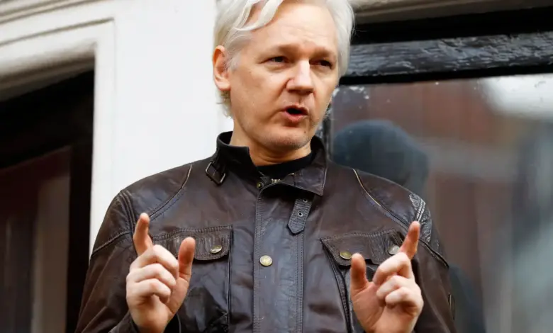 MEDYA: Julian Assange İngiltere'deki hapishaneden serbest bırakıldı