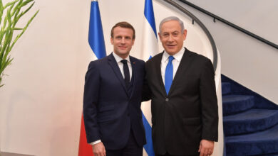 Netanyahu, Macron'la rehinelerin serbest bırakılması planını görüştü