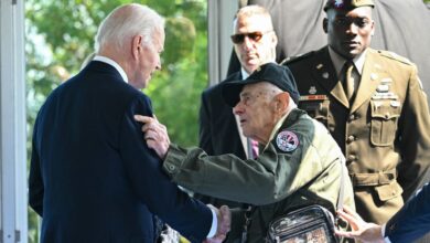 Normandiya D-Day'i hatırlıyor.  Biden ve Zelensky katılıyor