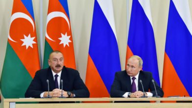 Putin, Aliyev'in Azerbaycan'da Rus dilini desteklediğini söyledi