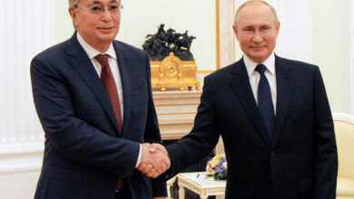 Putin Tokayev ile ekonomik işbirliğini görüştü