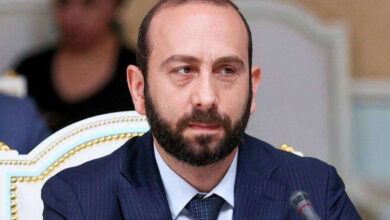 Ararat Mirzoyan Güney Kıbrıs'a gitti