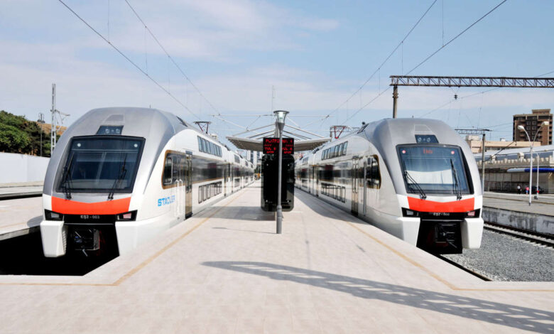 Azerbaycan'a tren ve araba ile kimler gelebilir?