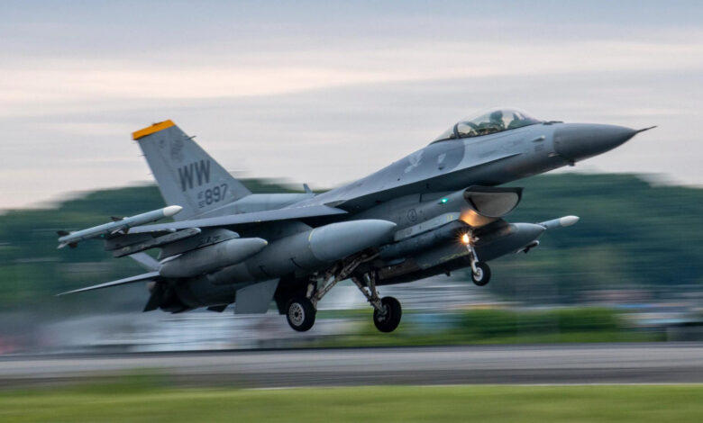 Hollanda, 2025 yılı sonuna kadar Romanya'ya 18 adet F-16 gönderecek