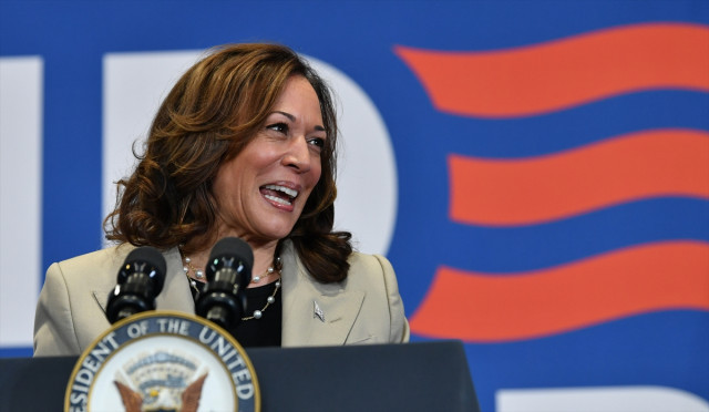 Kamala Harris, Trump ile oy farkını yüzde 1'e indirdi