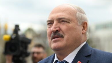 Lukashenko, ağır hasta siyasi mahkumları serbest bırakacağına söz verdi