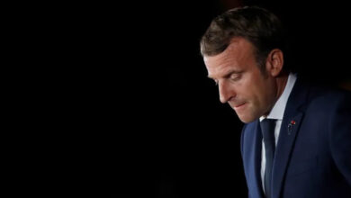 "Berliner Zeitung": Macron'un istifası tek çıkış yolu