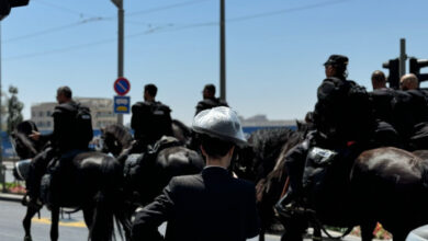 Onlarca haredim Kudüs IDF kayıt ofisinin yakınında gösteri yaptı - İsrail Haberleri