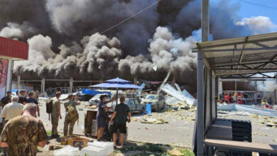 Rusya, Ukrayna'nın Donetsk bölgesindeki bir mağazaya saldırdı, insanları öldürdü ve yaraladı