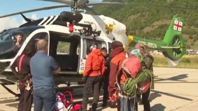 Svaneti'de bir grup dağcıya yıldırım çarptı