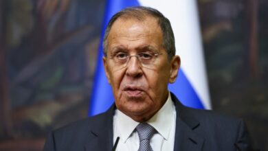 Lavrov bir kez daha Gürcistan hükümetine övgüde bulundu ve Zurabişvili'yi eleştirdi