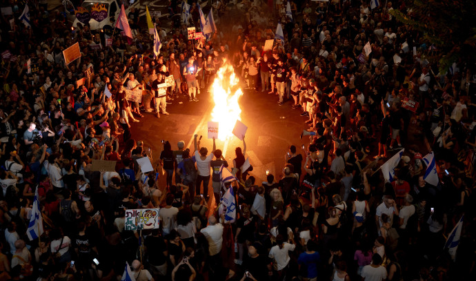 Son protestoların etkisi hemen küçümsenmemeli - İsrail Haberleri