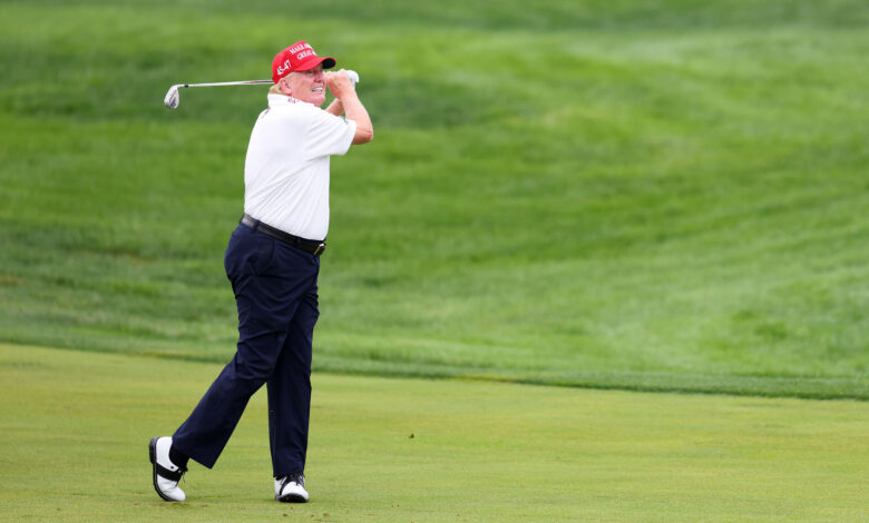 Trump, silahlı saldırı nedeniyle golf turunu tamamlayamadığı için şaka yaptı