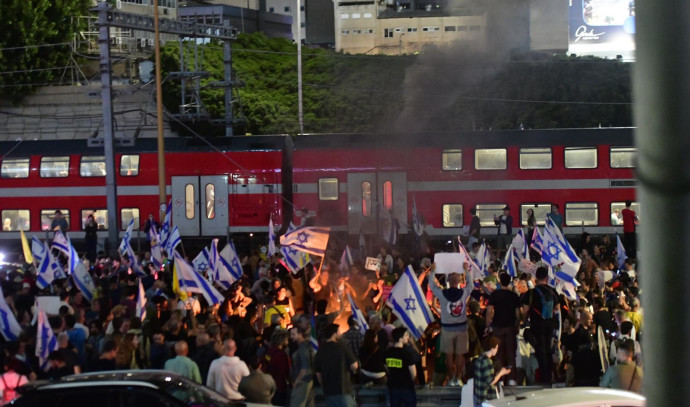 İsrail muhalefeti, Netanyahu'nun Gallant'ı kovmasının ardından kitlesel protesto çağrısında bulundu - İsrail Haberleri